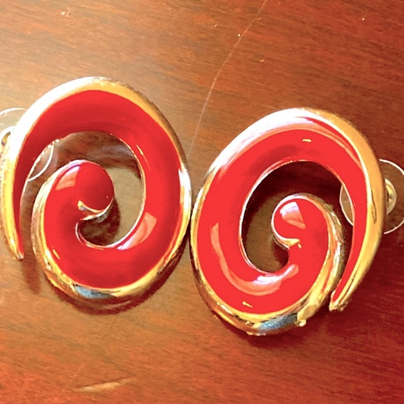 Vintage 80s RED Enamel Silver Toned Swirl Post Pierced Earrings - Picture 1 of 4